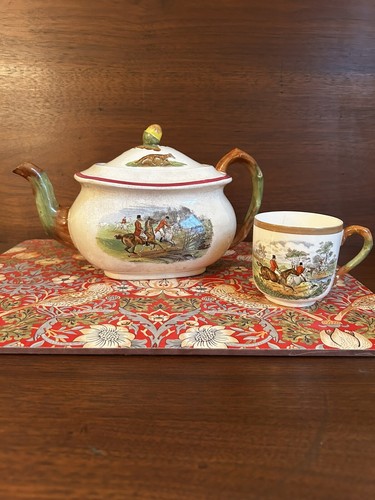 Spode herring hunt red - red, teapot